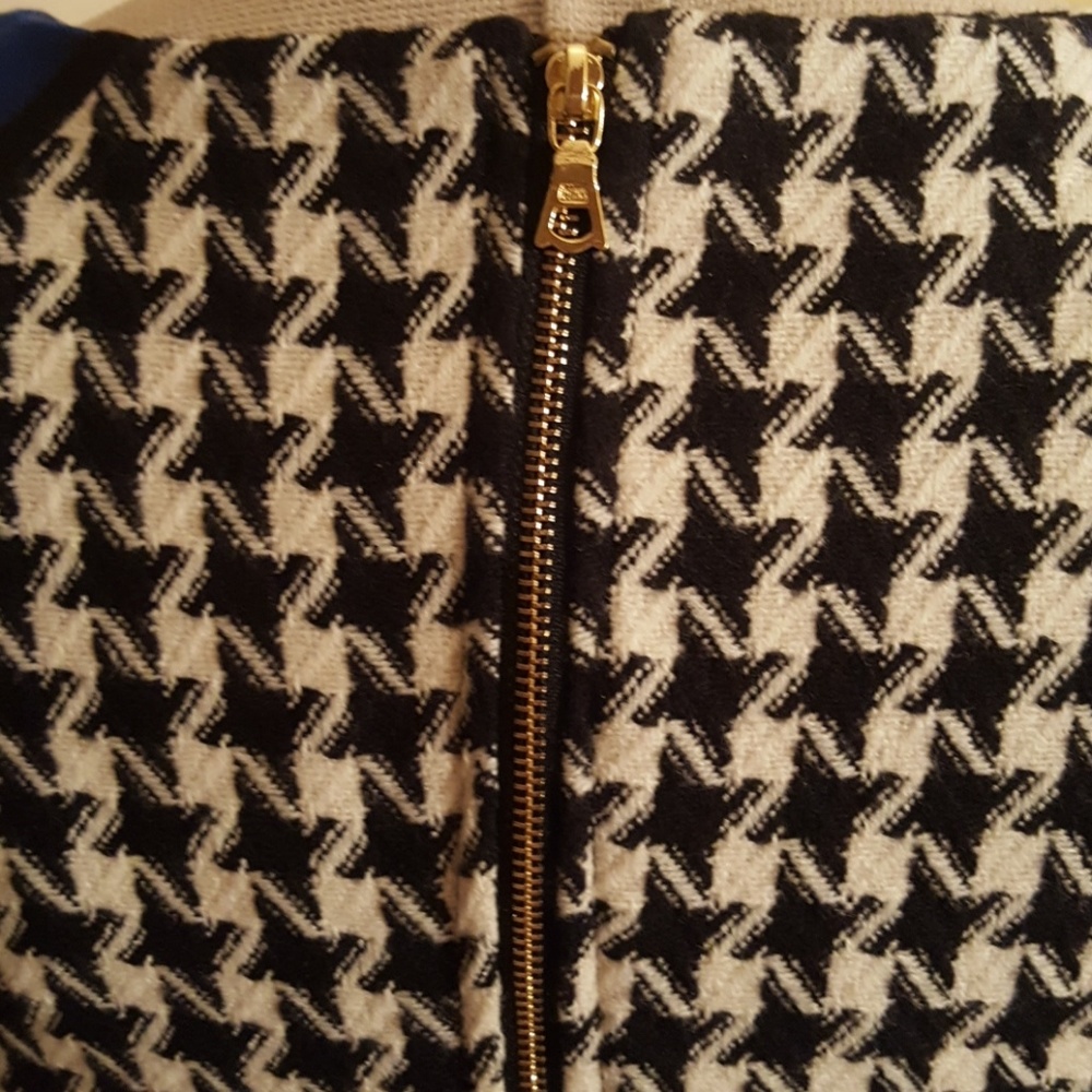 Dress - Picture 6 of 8